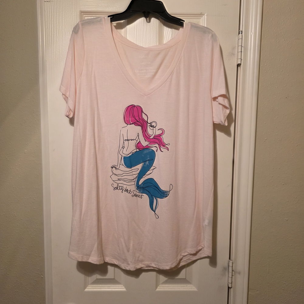 Torrid Pink Graphic Short Sleeve Tee